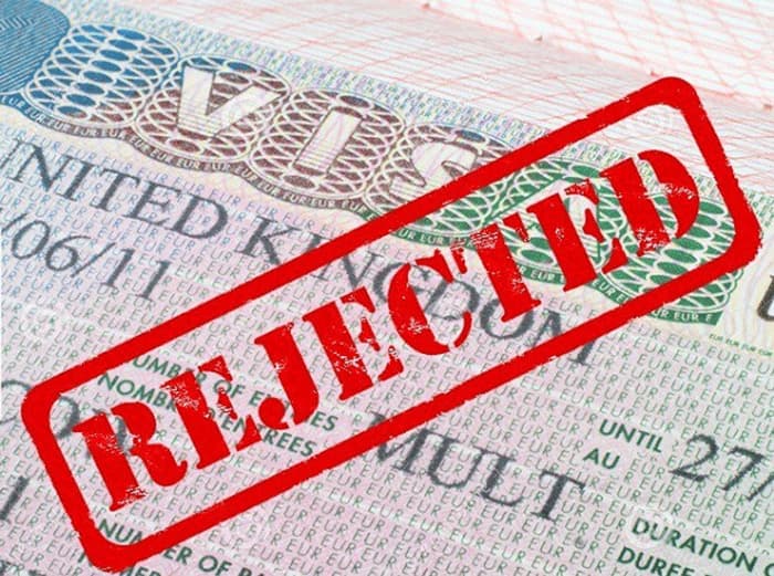 Bạn đang thắc mắc tại sao hồ sơ của bạn bị từ chối visa thăm thân Úc?